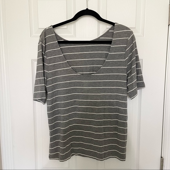 Grey and white striped tee - Picture 2 of 3